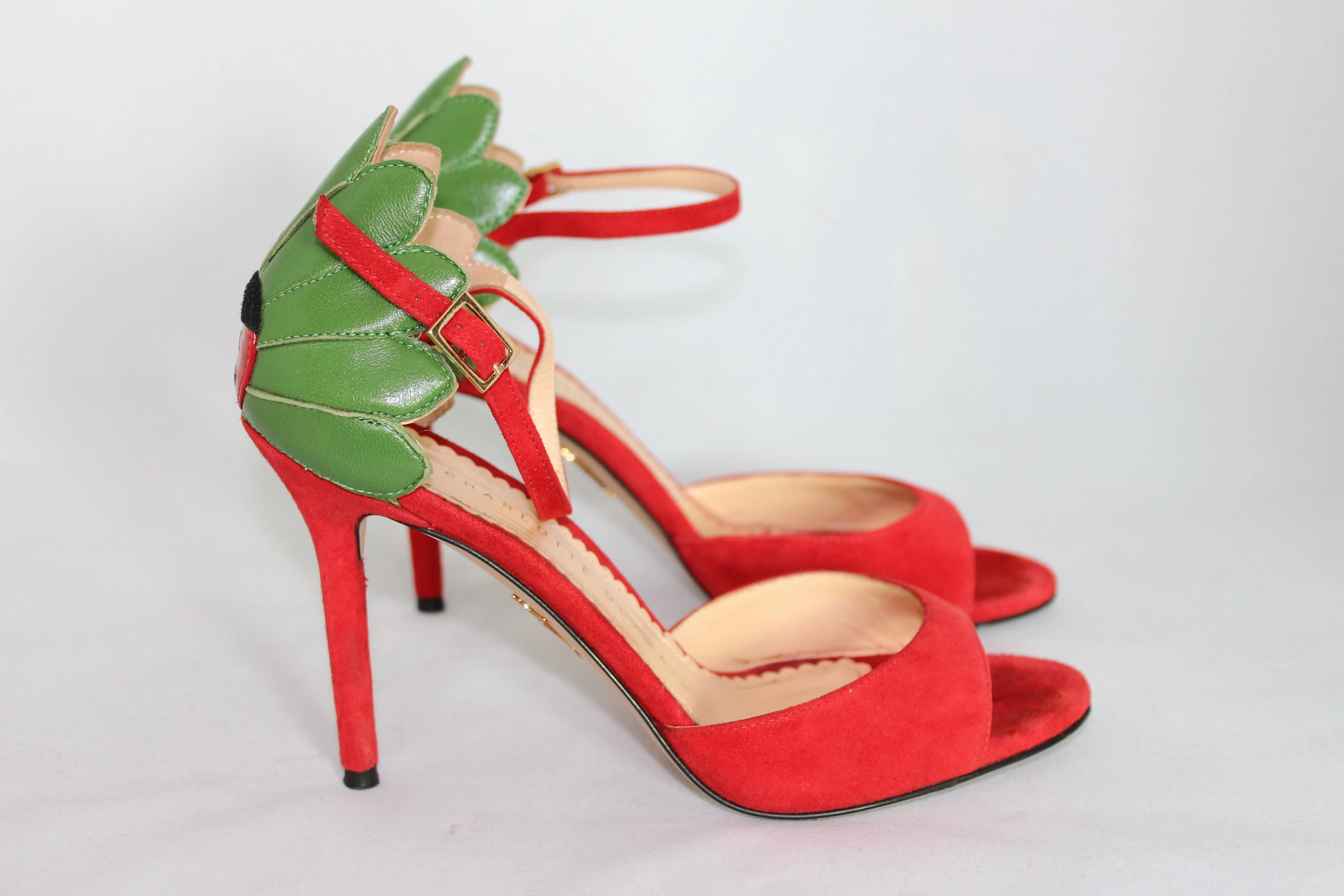 Charlotte Olympia Sandali rossi in camoscio dettaglio coccinella - N. 36