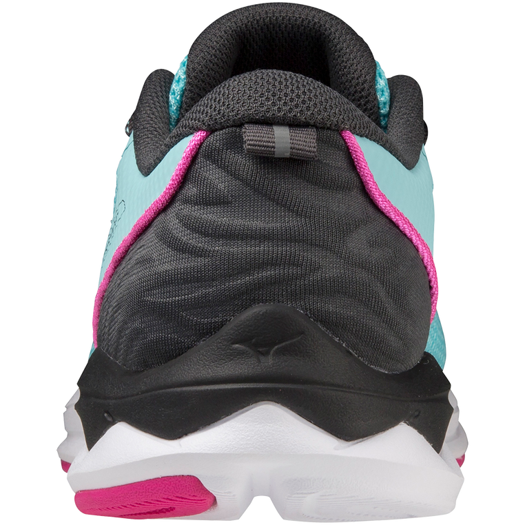 Mizuno Women's Revolt 3